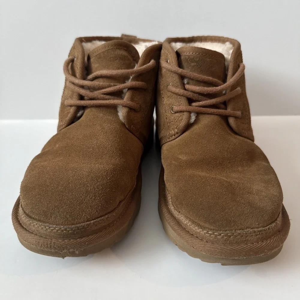 UGG Neumel II Kids Sz 3 Chestnut‎ Suede Shearling Chukka Boot Bootie 1017320K